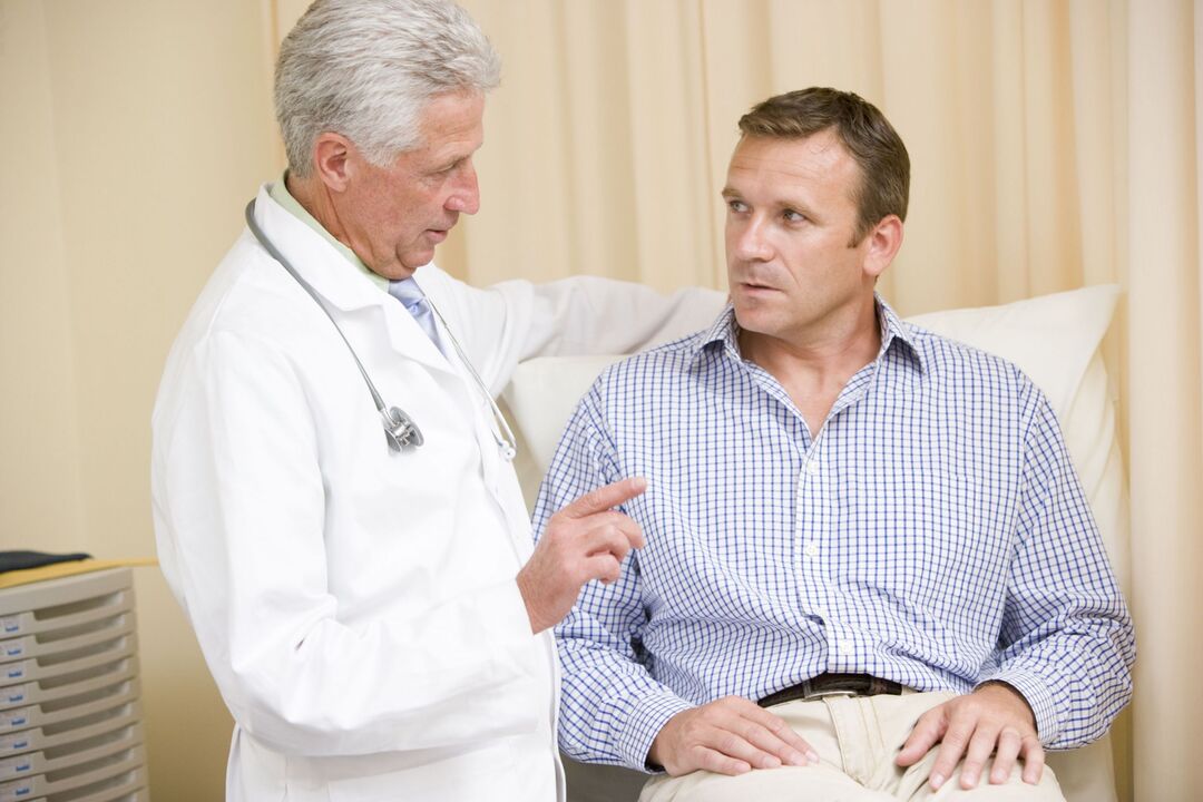 Οι εξετάσεις και οι διαβουλεύσεις με έναν γιατρό θα βοηθήσουν έναν άνδρα να διαγνώσει και να θεραπεύσει έγκαιρα την προστατίτιδα. 